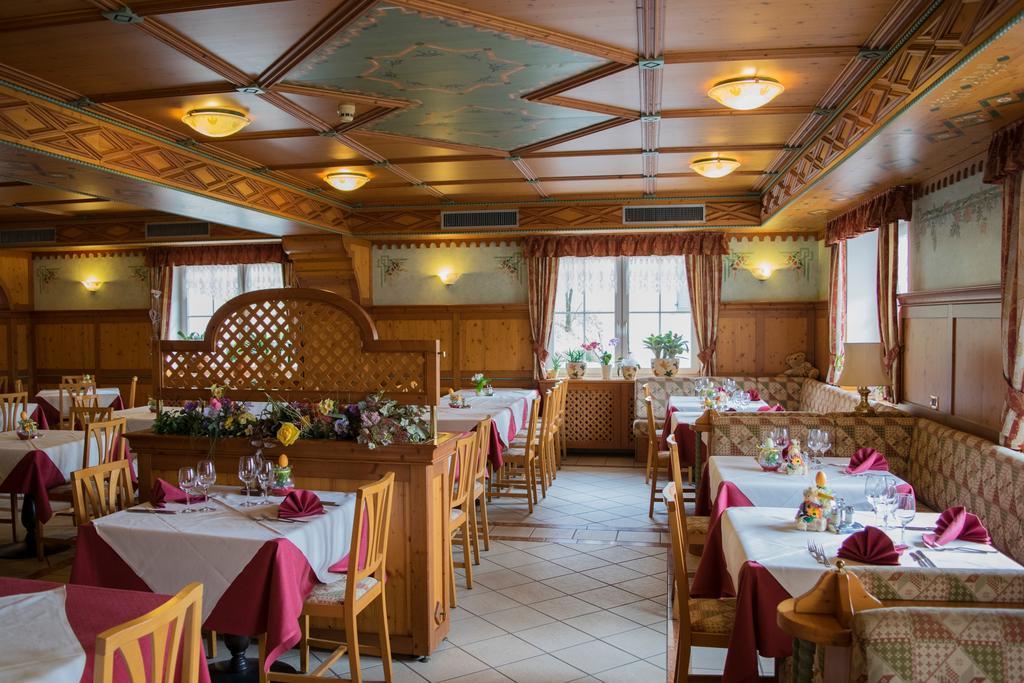 Alpen Garten Hotel Margherita Rumo Ngoại thất bức ảnh