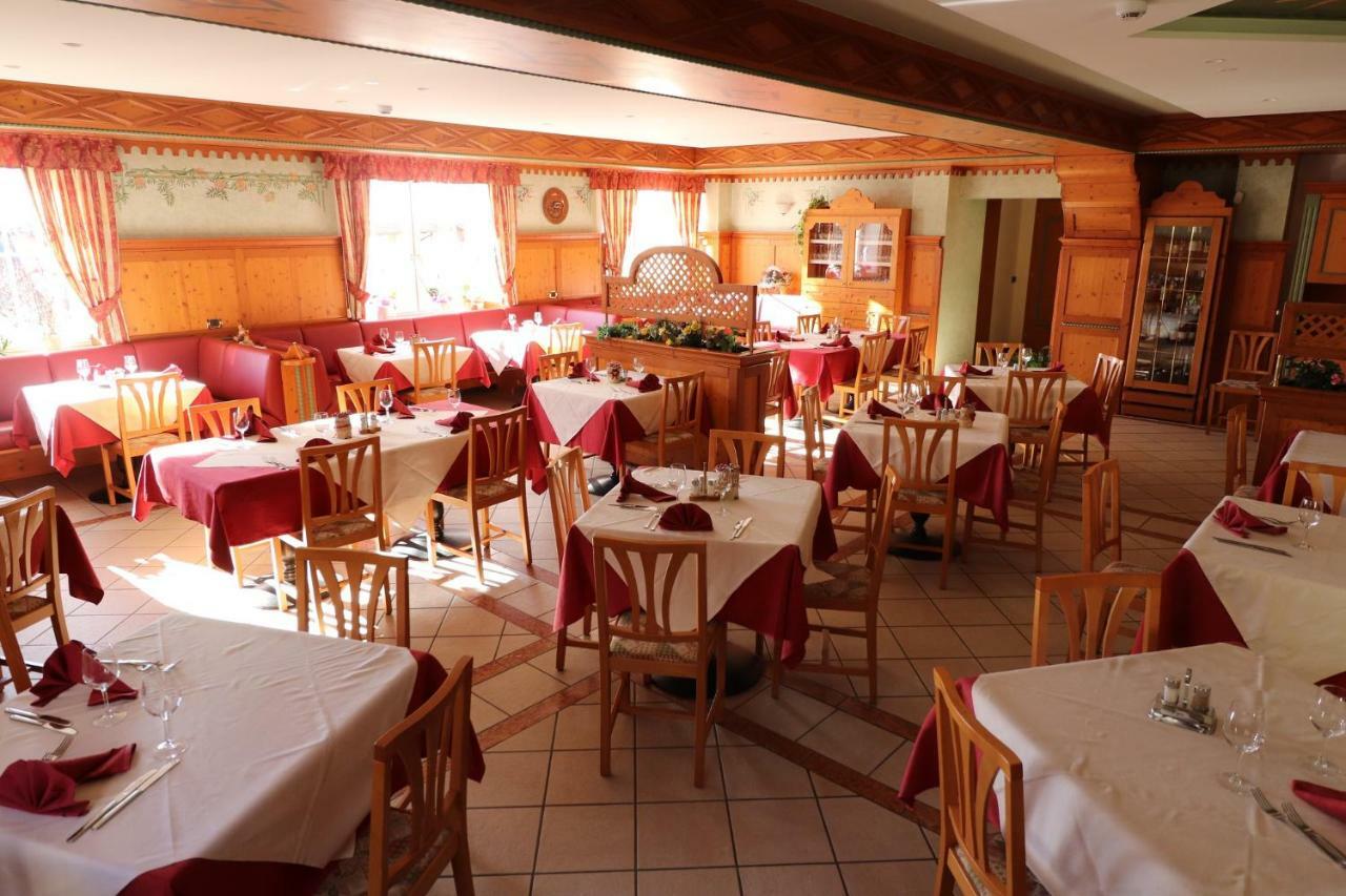 Alpen Garten Hotel Margherita Rumo Ngoại thất bức ảnh