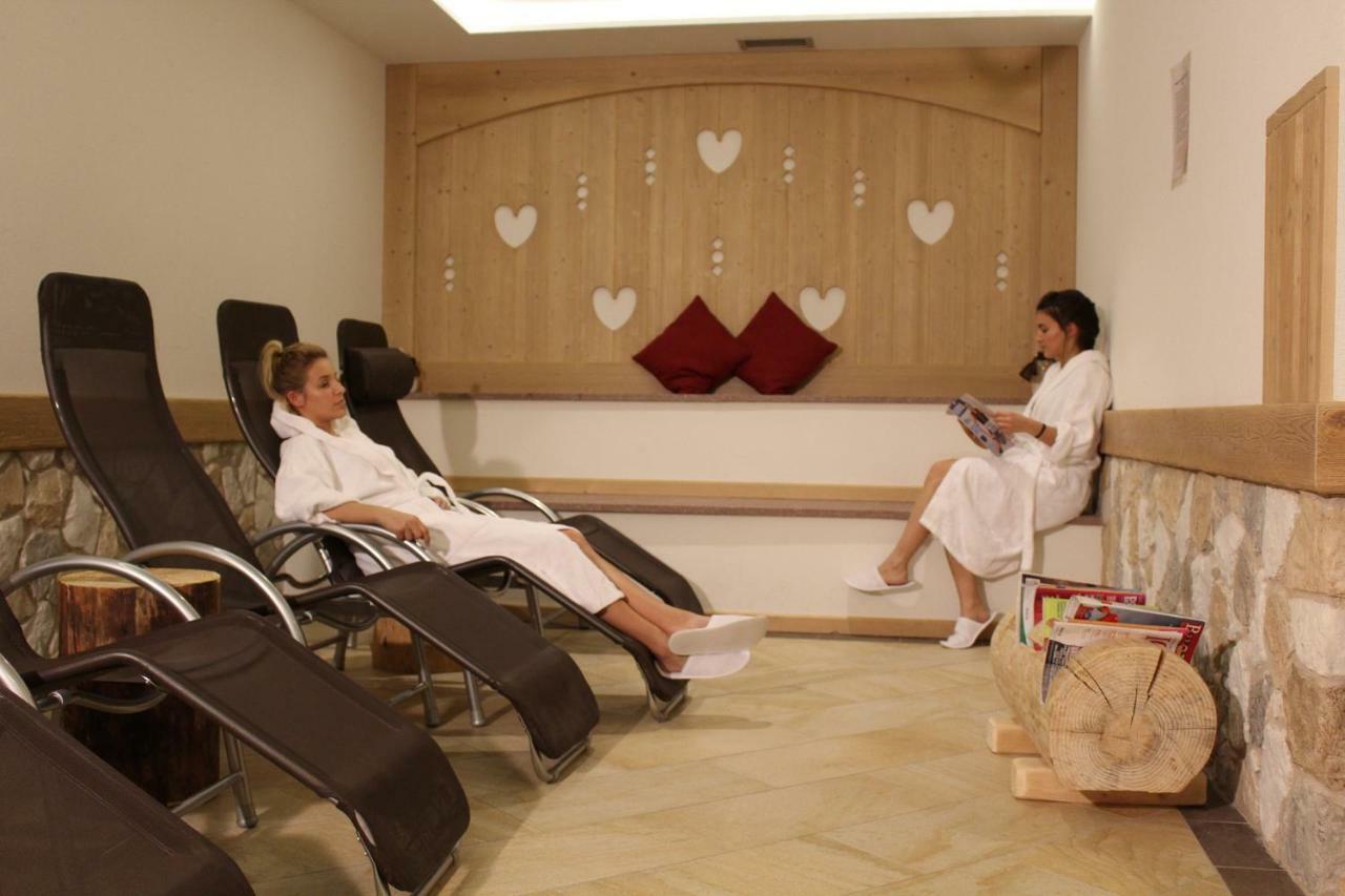 Alpen Garten Hotel Margherita Rumo Ngoại thất bức ảnh
