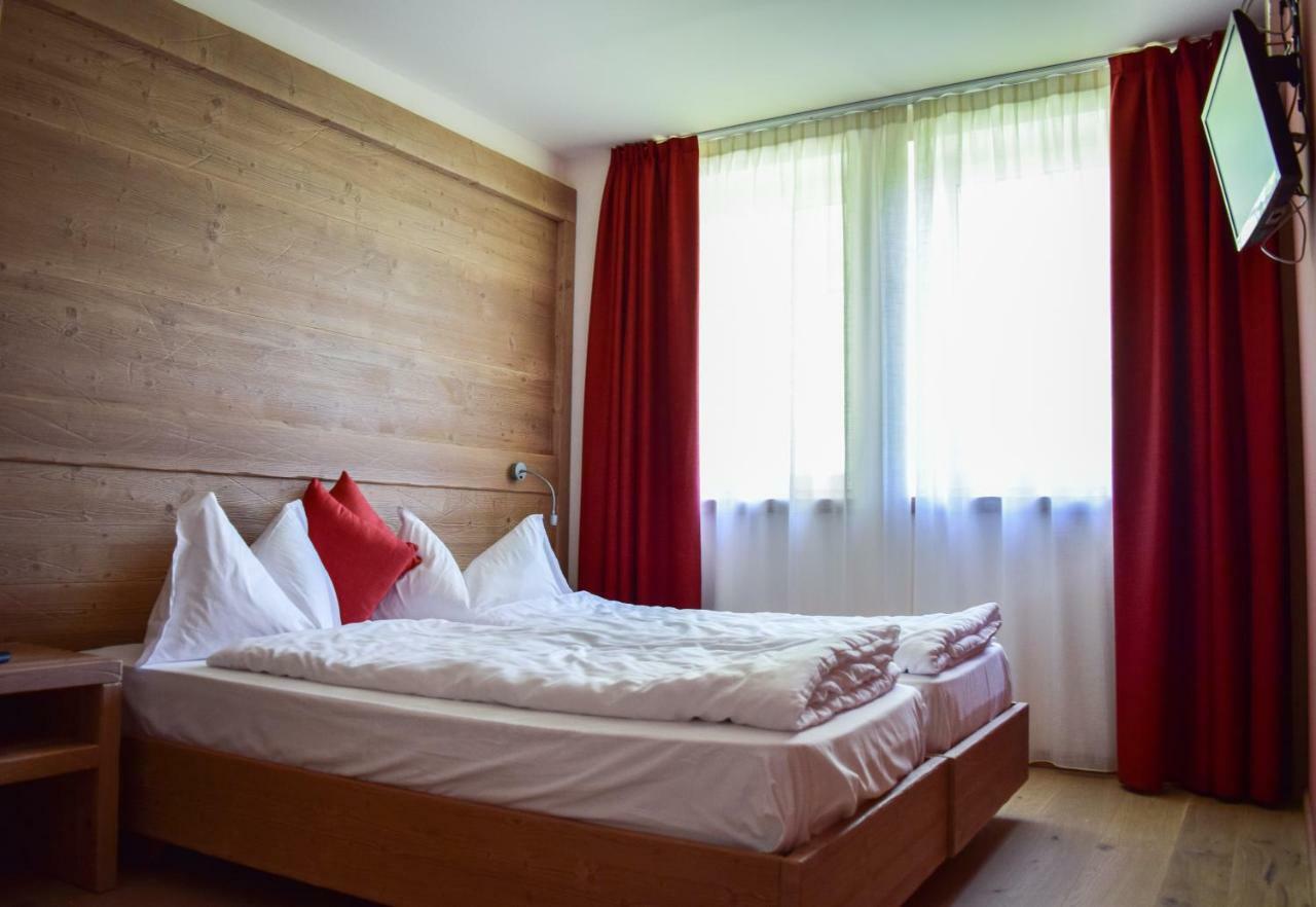 Alpen Garten Hotel Margherita Rumo Ngoại thất bức ảnh